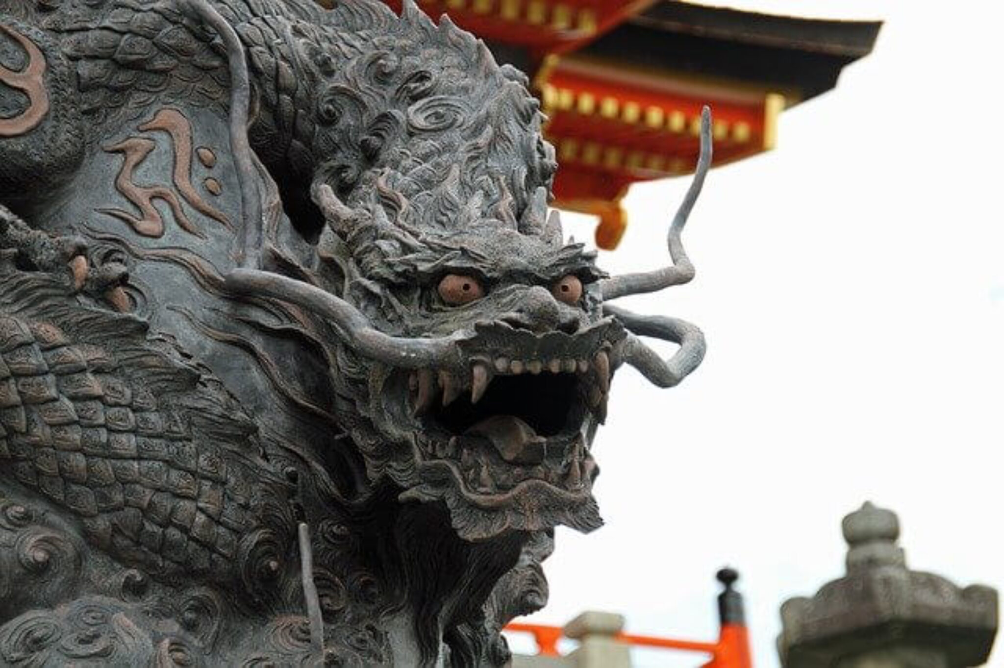 Статуи драконов в Китае