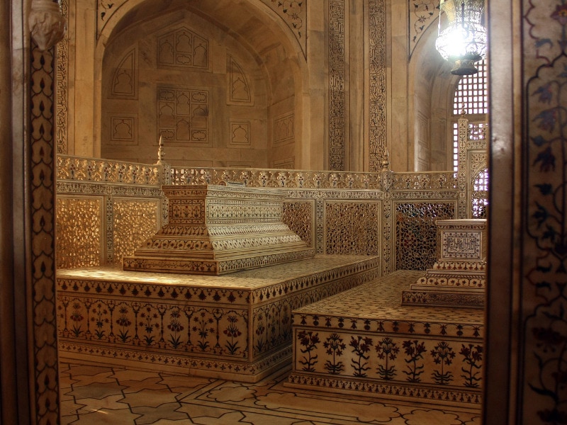 Shah Jahan tomb