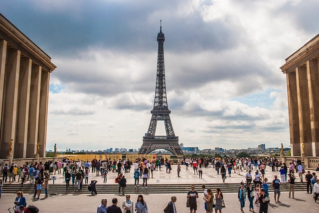 Eiffel Tower tourists