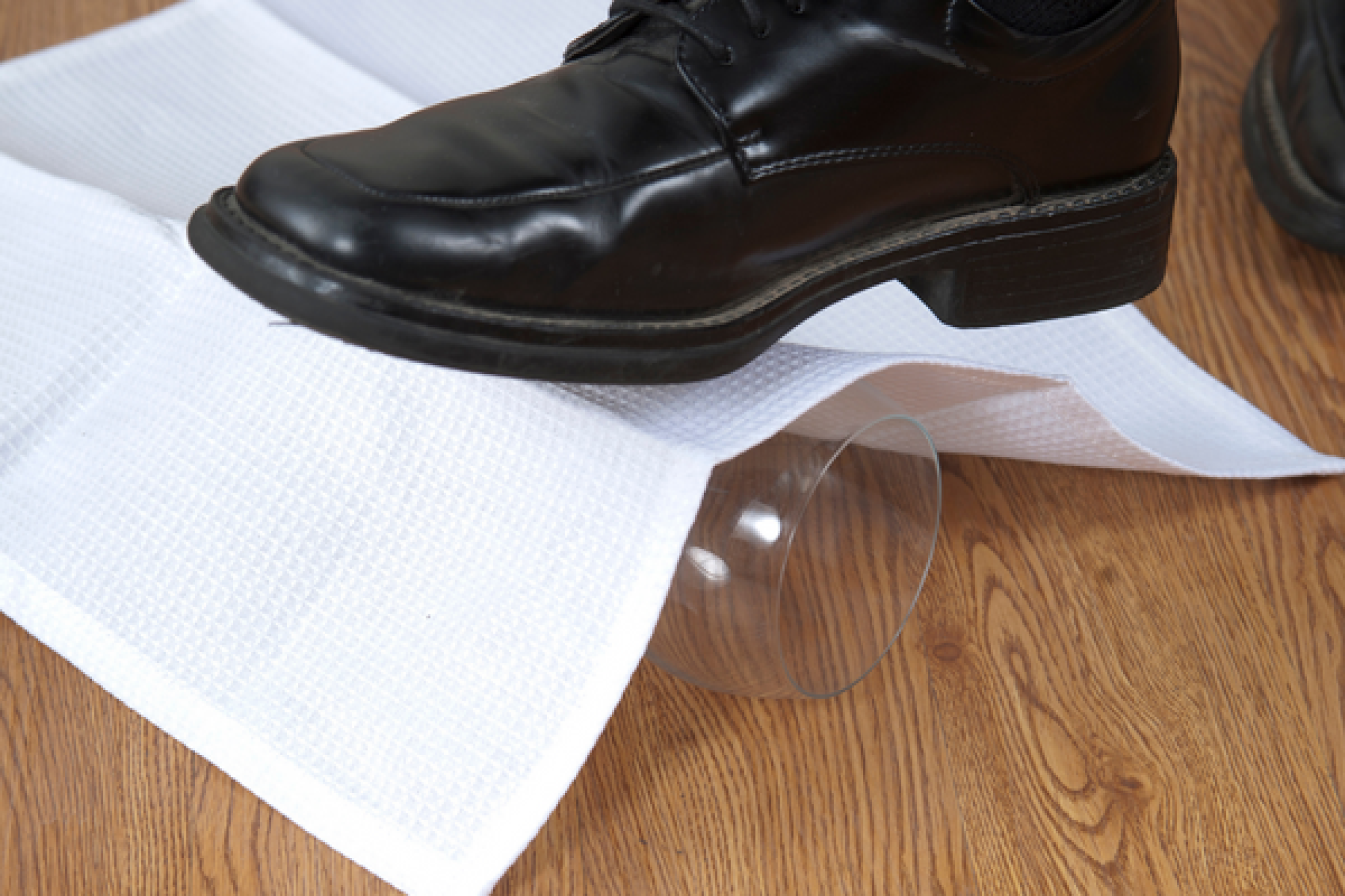 Dreams About Broken Glass Possible Meanings Symbol Sage