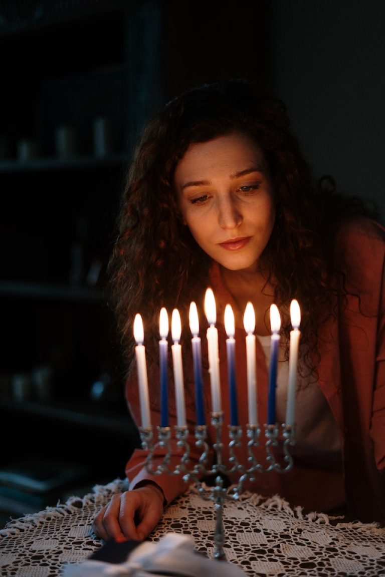 Origins and History of 6 WellKnown Hannukah Customs (Facts)