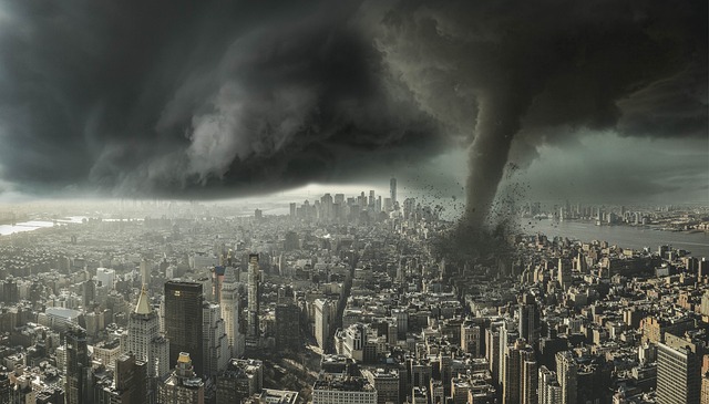 tornado in the city