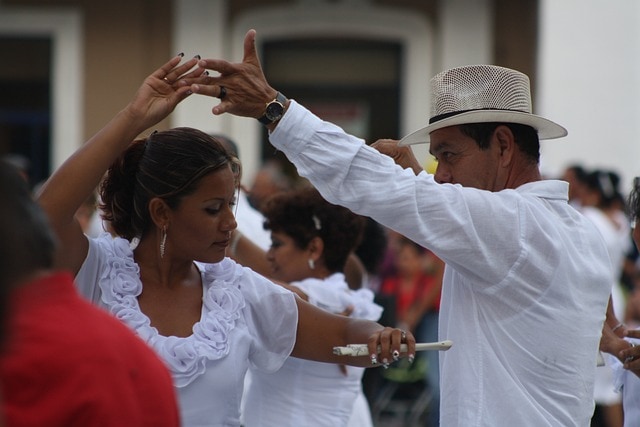 mexican couple dancing