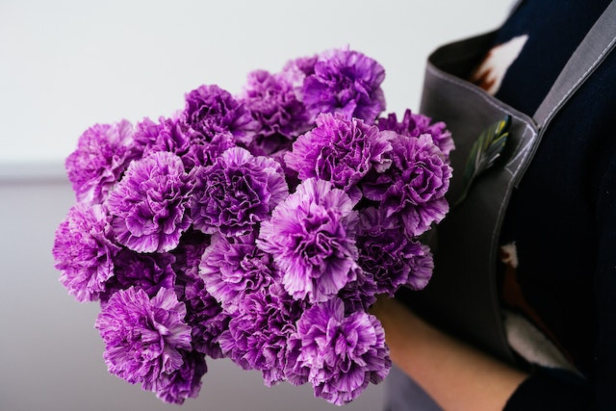 Top 25 Flowers that Symbolize Remembrance