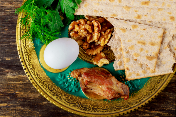 beitzah passover meal