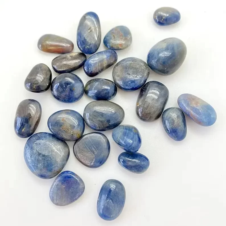 Natural blue sapphire stone