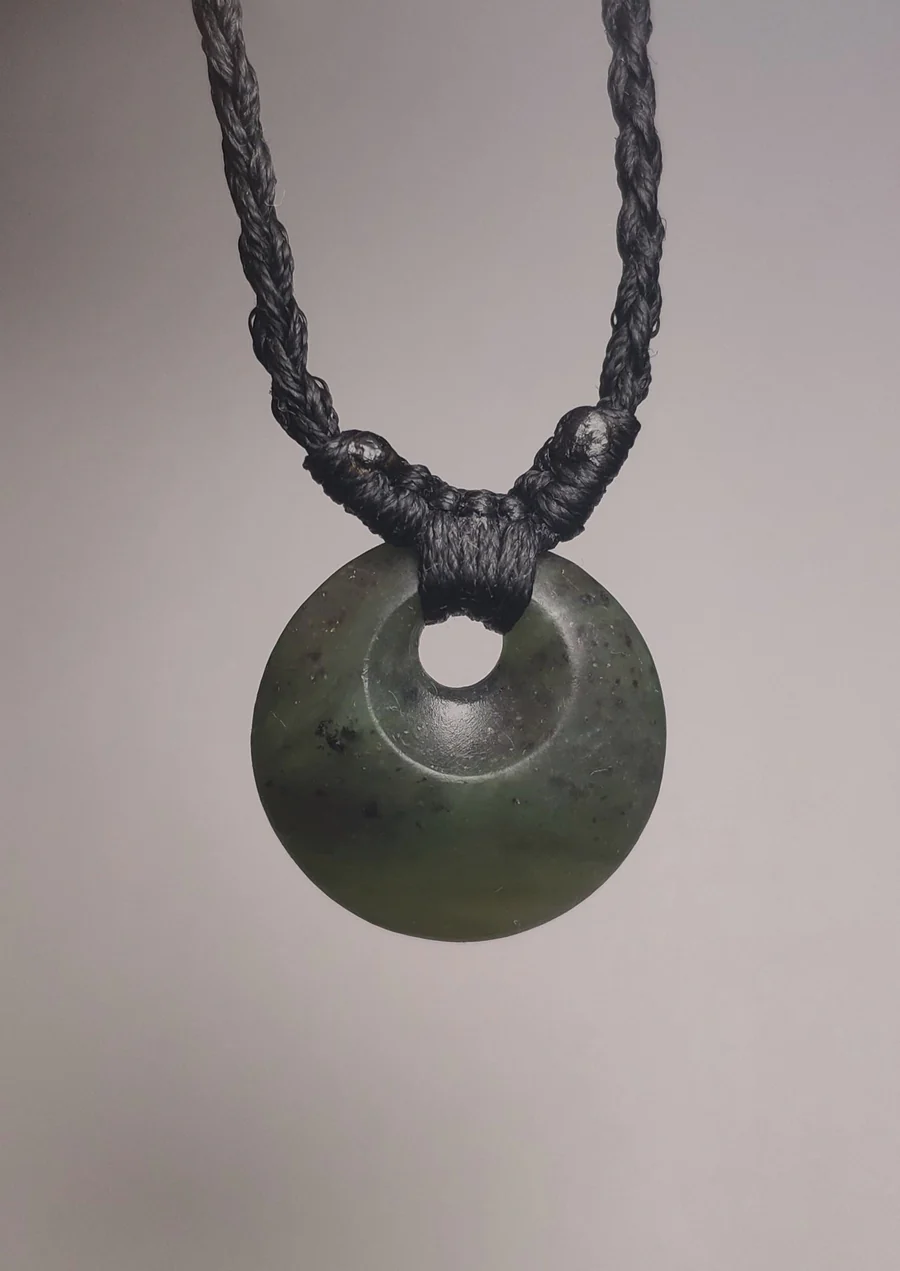 porowhita circle of life pendant