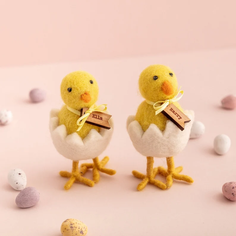 Easter baby chicks decorations