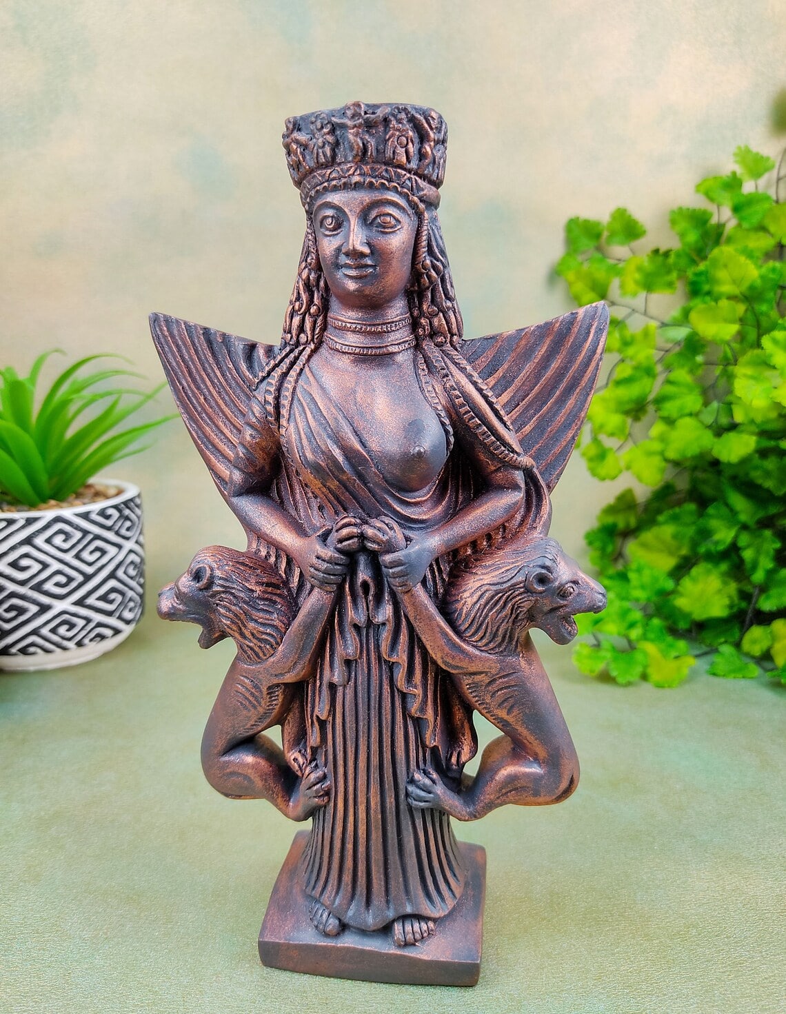 persian goddess statue anahita