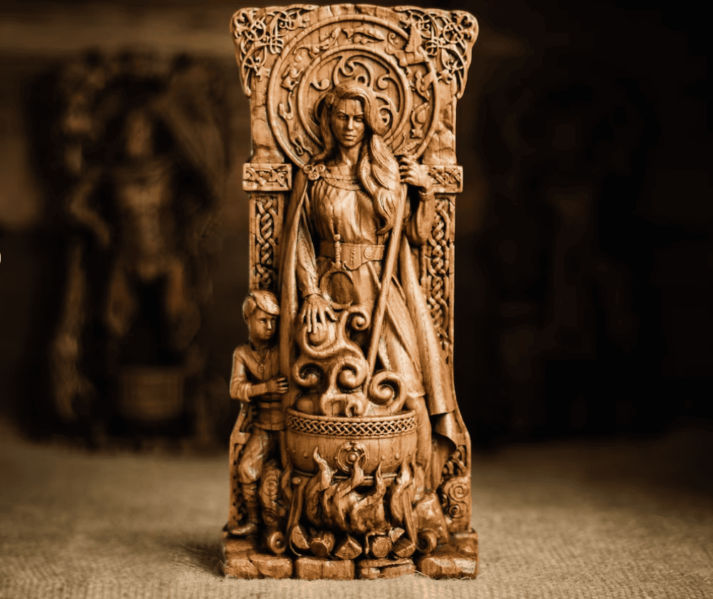 cerridwen wooden statue