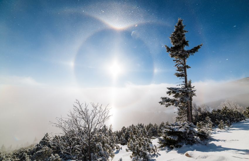 a view of the sundog halo in winter