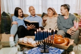 Origins and History of 6 Well-Known Hannukah Customs (Facts)